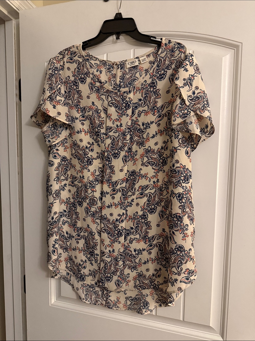 Cato Cream Paisley Flutter Sleeve Top